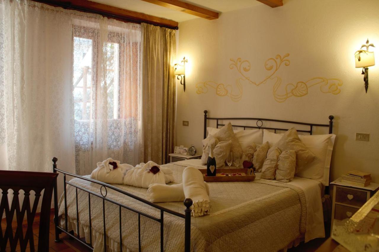 Le Coeur Du Pont Hotel Donnaz Kültér fotó