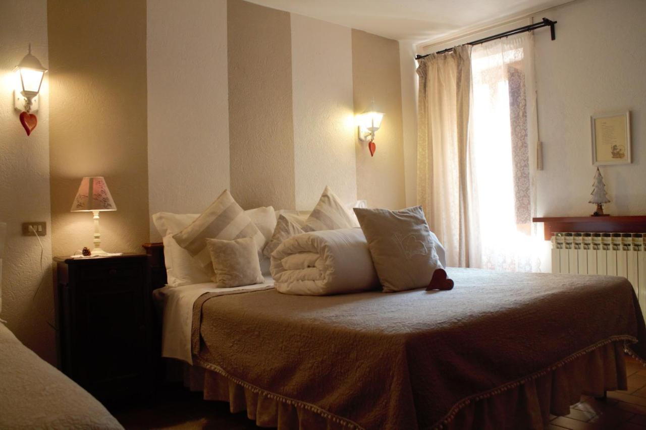 Le Coeur Du Pont Hotel Donnaz Kültér fotó