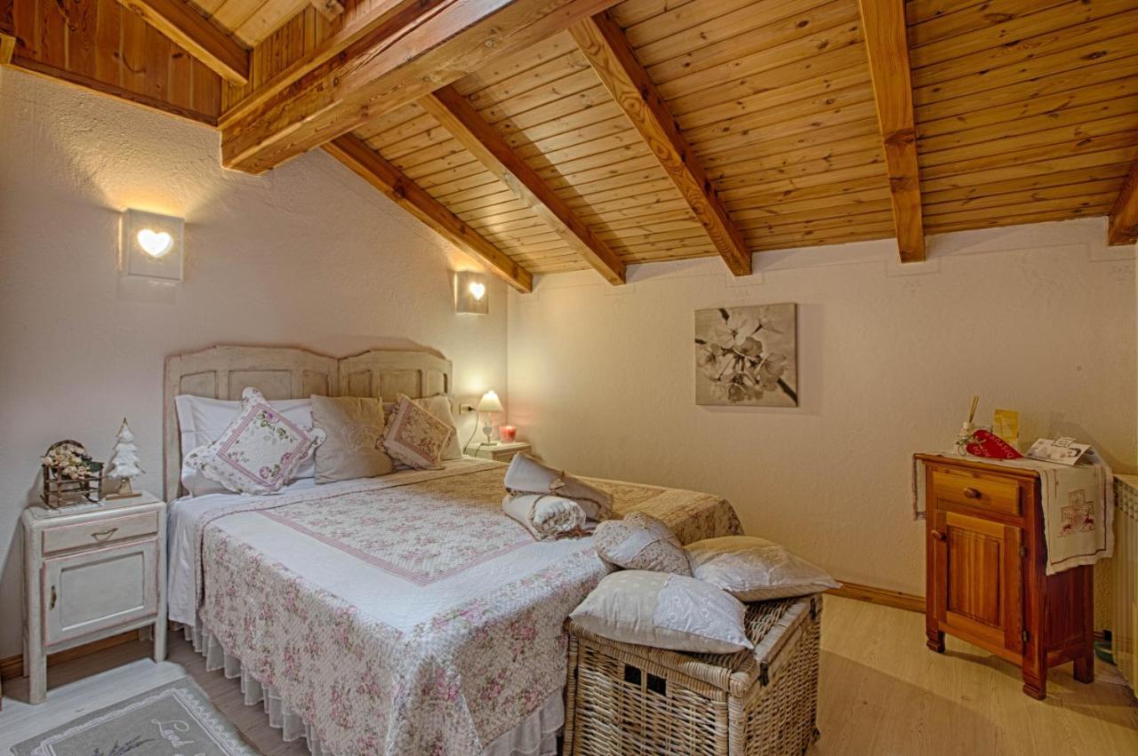 Le Coeur Du Pont Hotel Donnaz Kültér fotó